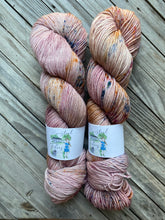 Load image into Gallery viewer, Carrie