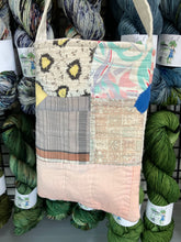 Load image into Gallery viewer, Crossbody Quilt Bag
