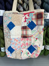 Load image into Gallery viewer, Quilt Bag
